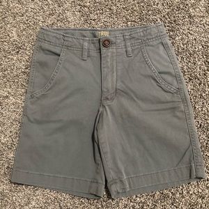 True Craft boys shorts. Gray adj waist sz 8